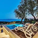 Сasa de vacaciones Rita Mit Blick Auf Wasser By Interhome *