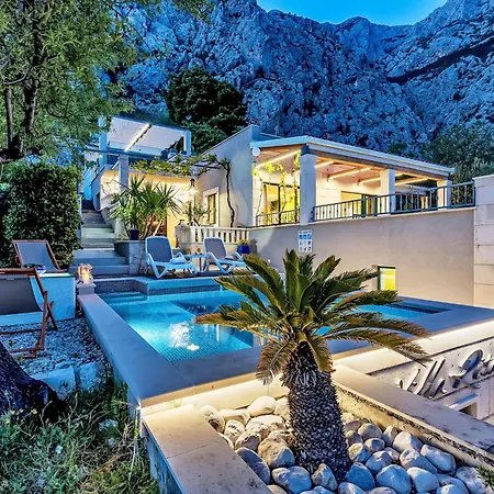 Rita Mit Blick Auf Wasser By Interhome Makarska